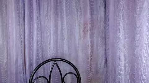 ella online show from 10-10-25, 06:01