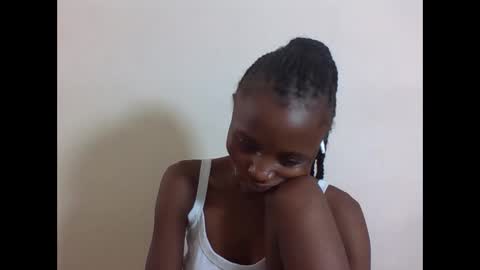 VIVIAN online show from 10-24-25, 07:38