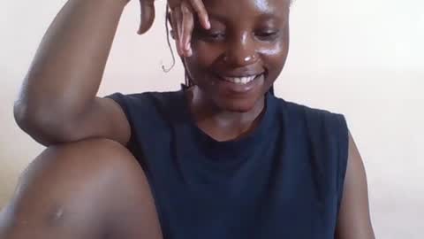 Snapshot of sexyneedle22 chatting on 07-27-26, 08:32 VIVIAN online show from 07-27-26, 08:32