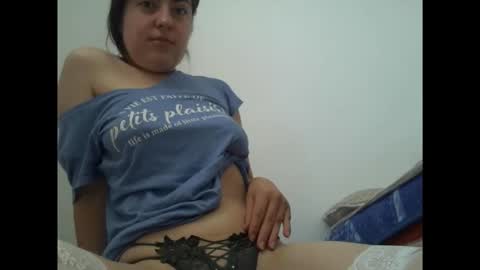 Snapshot of sexynyu18 chatting on 09-14-25, 06:34 Alex online show from 09-14-25, 06:34