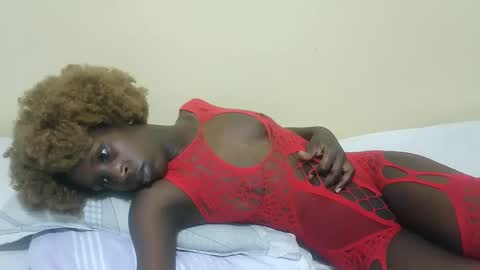 Snapshot of sexyranny chatting on 02-17-25, 01:21 ranny online show from 02-17-25, 01:21