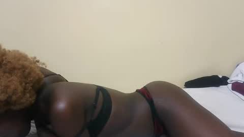 Snapshot of sexyranny chatting on 02-19-25, 12:25 ranny online show from 02-19-25, 12:25