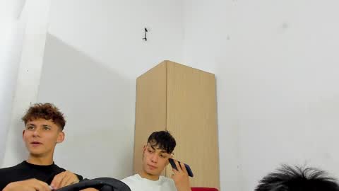 Snapshot of sexys_boys18 chatting on 05-27-26, 07:22 MATIAS-18 THIAHO -18 MAX-19 NICOKALY-19 CAIN-19 MOD ESTEBAN online show from 05-27-26, 07:22