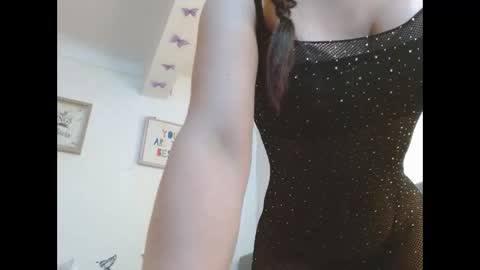 Snapshot of sexysafiravenus chatting on 02-27-26, 06:19 Venus Independent Model online show from 02-27-26, 06:19