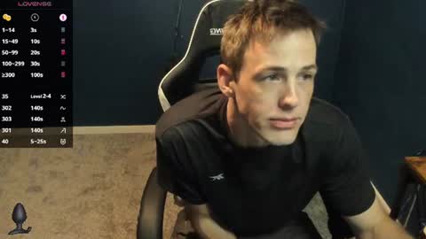 Snapshot of sexyscott26 chatting on 07-13-26, 04:59 Scott online show from 07-13-26, 04:59