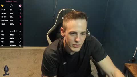 Snapshot of sexyscott26 chatting on 07-19-26, 04:38 Scott online show from 07-19-26, 04:38