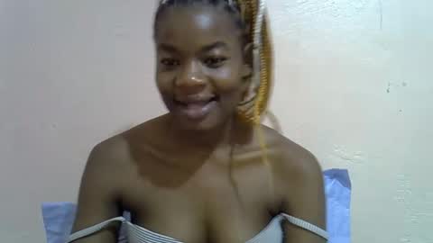 Snapshot of sexyshaz22 chatting on 04-30-26, 09:41 sexyshaz22 online show from 04-30-26, 09:41