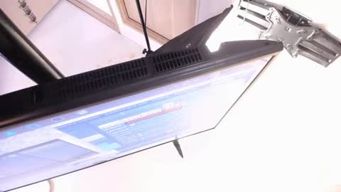 Snapshot of sexyshemale4uxxx chatting on 12-12-24, 04:21 online show from 12-12-24, 04:21