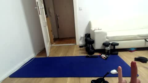 Snapshot of sexyslutboy36 chatting on 06-12-26, 06:07 urPersonalToyboy420 online show from 06-12-26, 06:07
