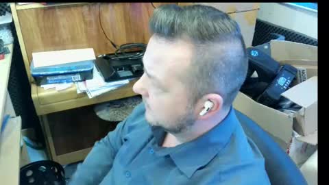 Snapshot of sexysteve80 chatting on 03-04-25, 12:33 sexysteve80 online show from 03-04-25, 12:33