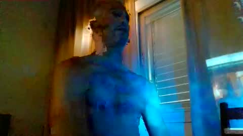 Snapshot of sexytlvhere chatting on 12-17-25, 05:24 sexytlvhere online show from 12-17-25, 05:24