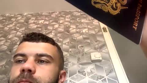 Sexytombigcock british dilf cum bbc online show from 09-15-25, 10:37