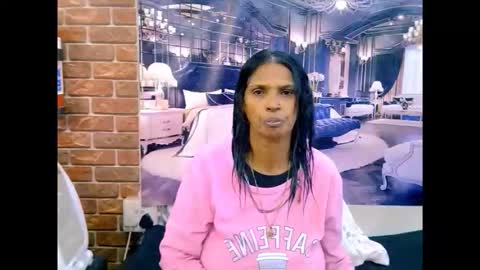 Snapshot of sexyva4u2luv chatting on 05-25-26, 05:46 sexyva4u2luv online show from 05-25-26, 05:46