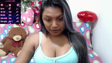 Snapshot of sexyvaldiry chatting on 12-27-24, 07:35 sexyvaldiry online show from 12-27-24, 07:35