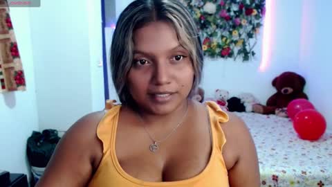 Snapshot of sexyvaldiry chatting on 02-15-25, 10:42 sexyvaldiry online show from 02-15-25, 10:42
