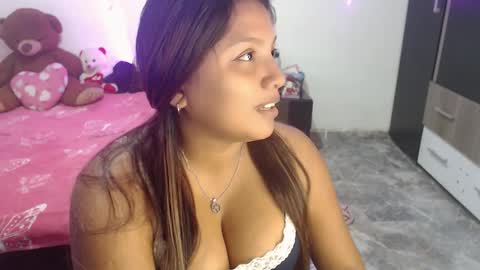 Snapshot of sexyvaldiry chatting on 03-28-26, 07:35 sexyvaldiry online show from 03-28-26, 07:35