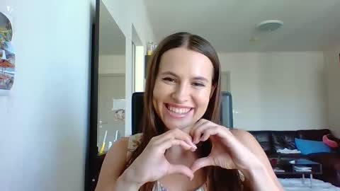 Snapshot of sexyviolettcat chatting on 03-03-26, 02:07 Victory online show from 03-03-26, 02:07