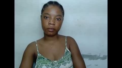 sexyxpeach online show from 06-12-26, 03:44