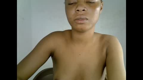 sexyxpeach online show from 07-14-26, 02:27