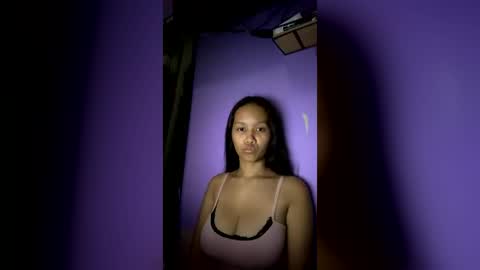 Snapshot of sexyykalea chatting on 07-08-26, 02:32 Lea3 online show from 07-08-26, 02:32