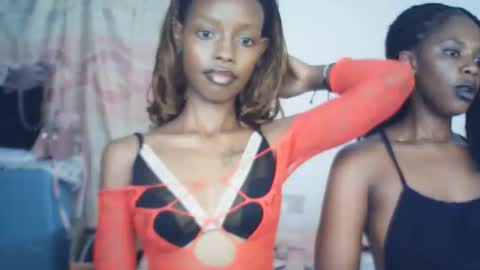 sexyzuriel online show from 02-10-26, 04:49