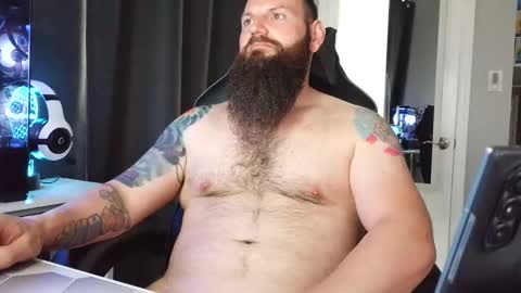 Snapshot of sflmarriedguy chatting on 03-10-26, 01:27 SouthFloridaStr8guy online show from 03-10-26, 01:27