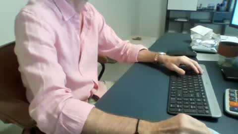 Snapshot of sg2408 chatting on 07-13-26, 09:12 sg2408 online show from 07-13-26, 09:12