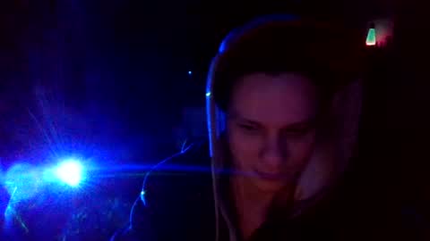 Snapshot of shades455 chatting on 06-20-26, 02:25 shades455 online show from 06-20-26, 02:25