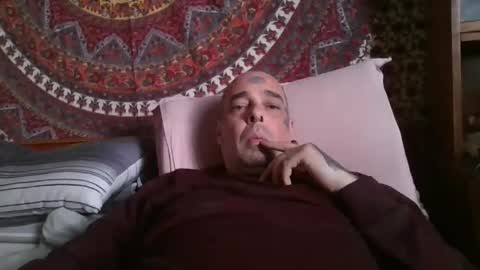 Snapshot of shadinray chatting on 04-12-26, 02:33 shadinray online show from 04-12-26, 02:33