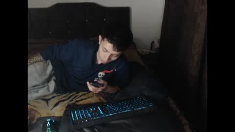 Snapshot of shadow_men_ chatting on 07-19-26, 07:34 james online show from 07-19-26, 07:34