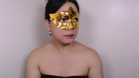 Snapshot of shadowseductress chatting on 02-03-26, 02:53 shadowseductress online show from 02-03-26, 02:53