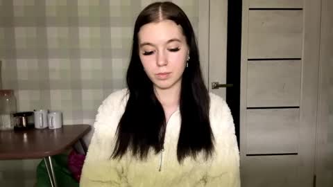 Eva online show from 04-21-26, 05:50