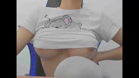 shahrazed_ online show from 10-09-25, 11:08