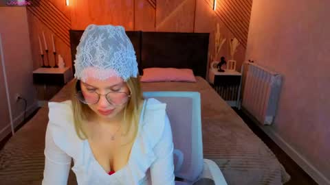 Shakira online show from 05-23-26, 09:24