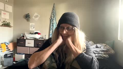 Shaman Woman online show from 12-23-24, 09:40