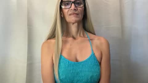 Shaman Woman online show from 11-13-25, 06:29