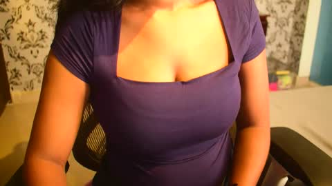 Snapshot of shanaya_indian chatting on 09-13-25, 03:39 shanaya indian online show from 09-13-25, 03:39