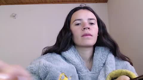shanel_lozano online show from 12-17-25, 05:30