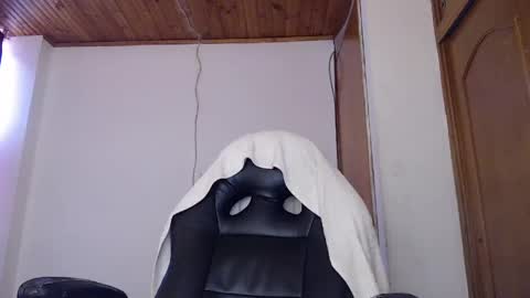 Snapshot of shanel_lozano chatting on 04-21-26, 04:56 shanel_lozano online show from 04-21-26, 04:56