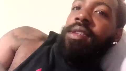 Snapshot of shann0n3 chatting on 11-18-25, 07:13 shann0n3 online show from 11-18-25, 07:13