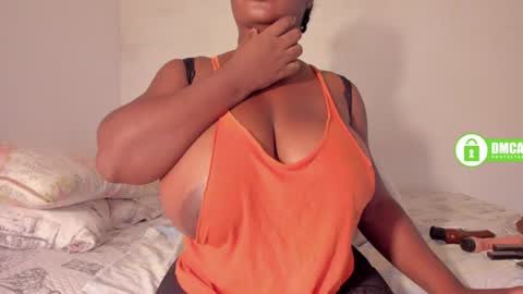 Snapshot of shannick03 chatting on 01-19-25, 08:09 shack03 online show from 01-19-25, 08:09