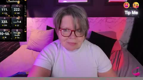 Shannon online show from 12-20-25, 07:04