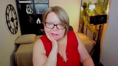 Shannon online show from 05-14-26, 01:51