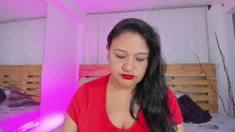 Snapshot of shanon_brown1 chatting on 05-04-26, 12:34 Shantal online show from 05-04-26, 12:34