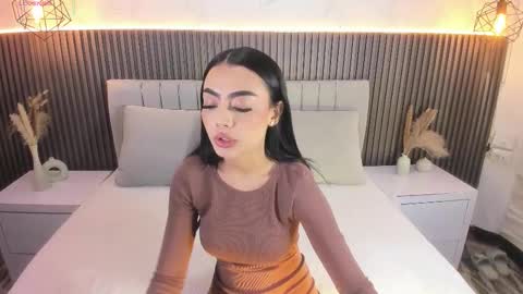 Snapshot of shanonclark chatting on 11-26-25, 07:15 SHANON online show from 11-26-25, 07:15