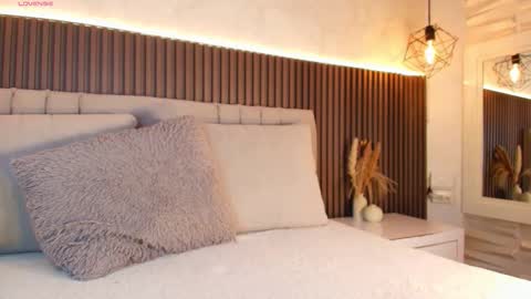 Snapshot of shanonclark chatting on 01-09-26, 07:26 SHANON online show from 01-09-26, 07:26