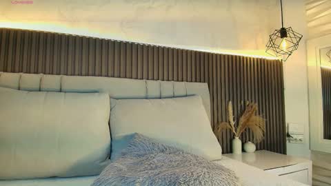 Snapshot of shanonclark chatting on 01-15-26, 07:06 SHANON online show from 01-15-26, 07:06