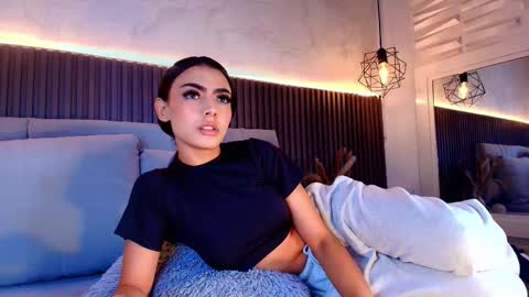 Snapshot of shanonclark chatting on 02-10-26, 07:07 SHANON online show from 02-10-26, 07:07