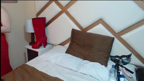 shantal_collinss online show from 12-01-25, 02:00