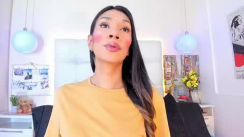 Snapshot of shantal_ferrer3 chatting on 07-30-26, 01:04 shantal_ferrer3 online show from 07-30-26, 01:04